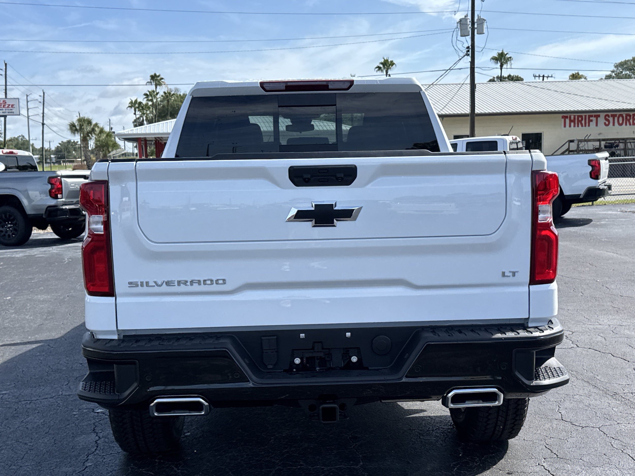 New 2026 Chevrolet Silverado 1500 LT Trail Boss w/ LT Trail Boss Premium Package AWD/4WD image 8