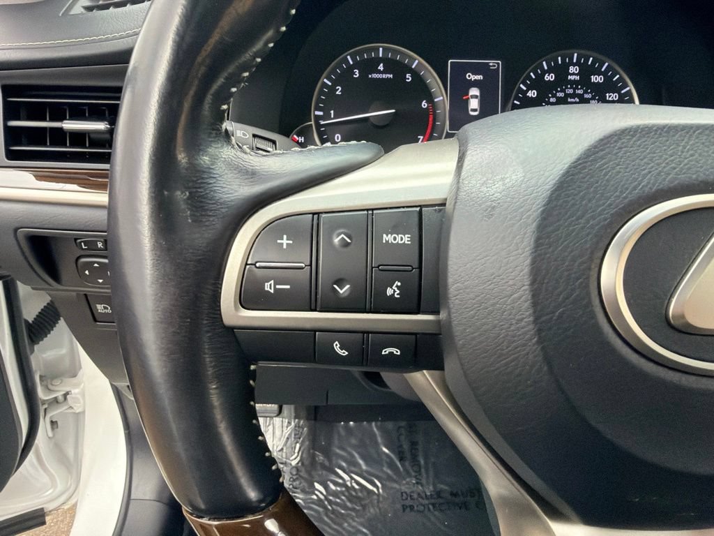 Used 2016 Lexus ES 350 w/ Luxury Package w/Wood Trim FWD image 12