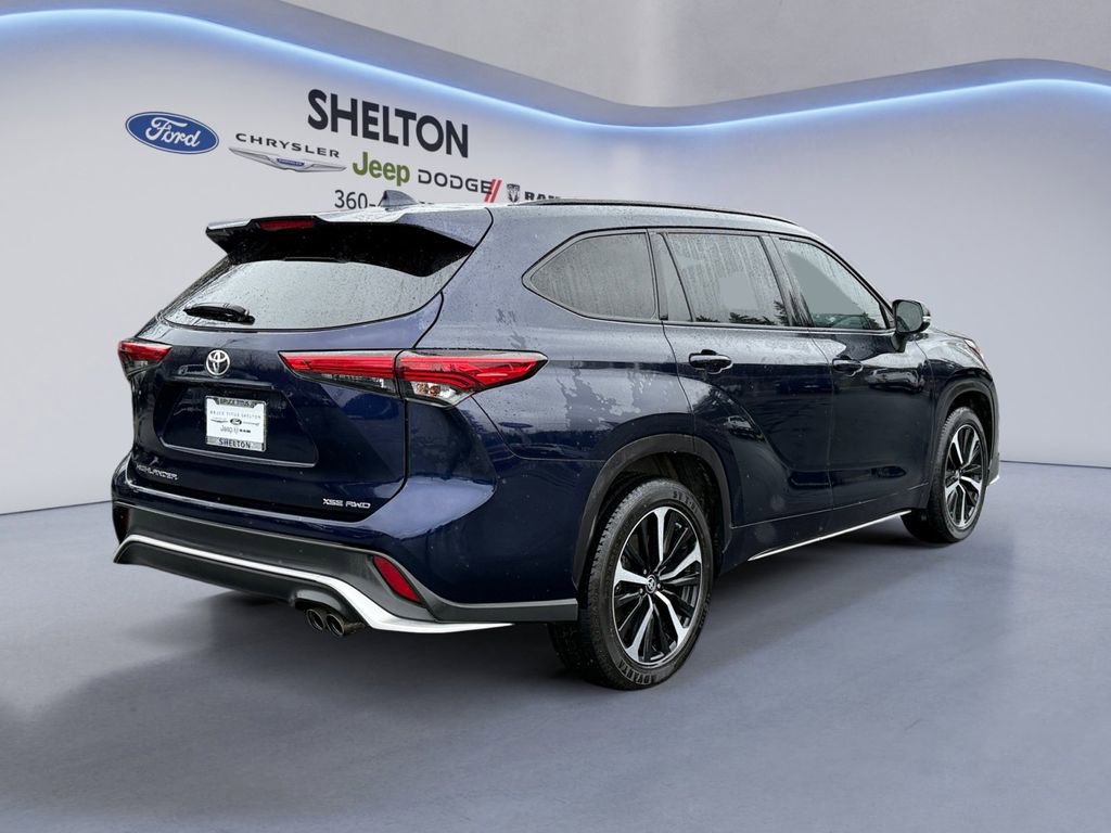 Used 2021 Toyota Highlander XSE image 5