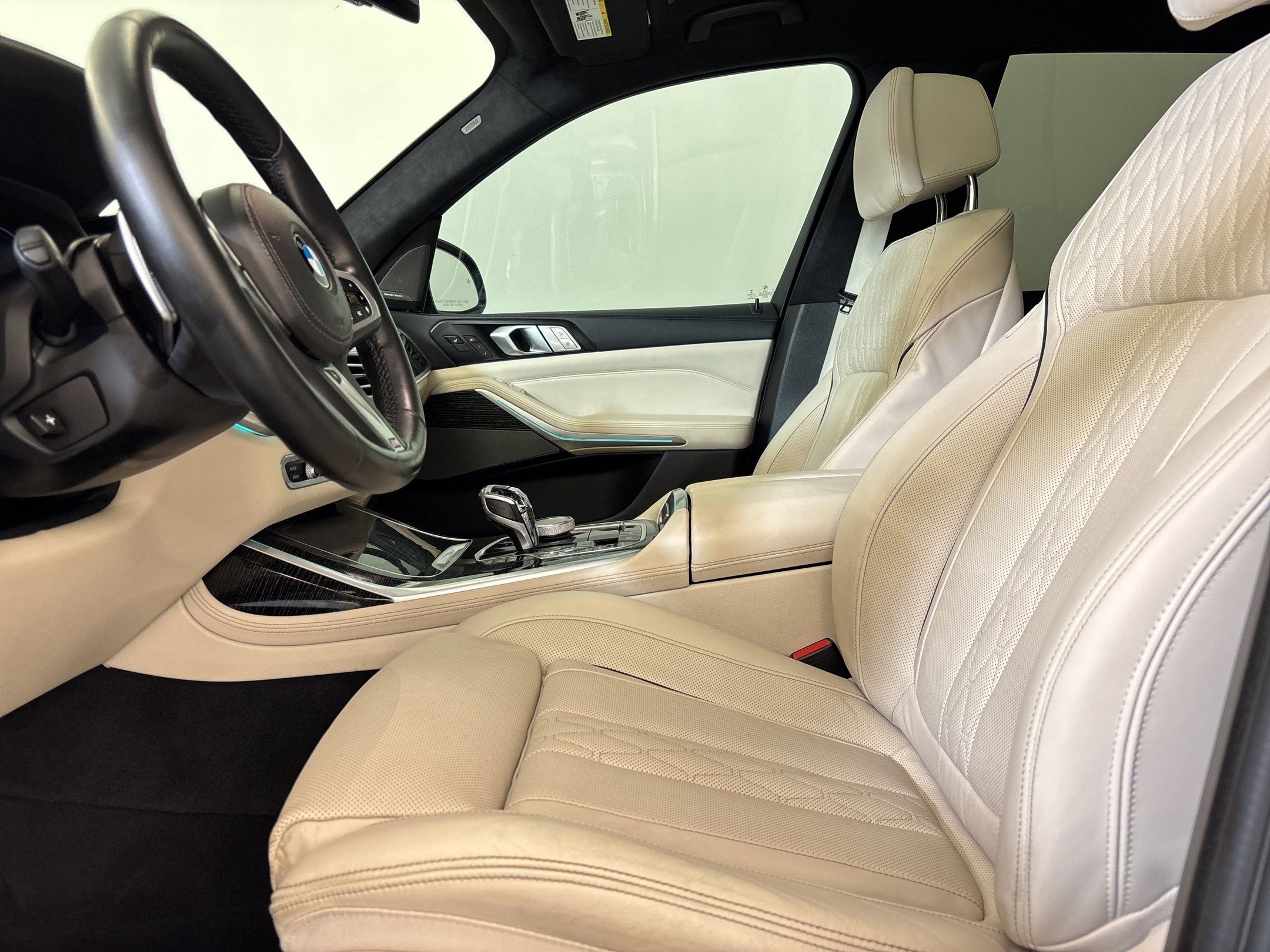 Used 2021 BMW X7 M50i w/ Dynamic Handling Package AWD/4WD image 5