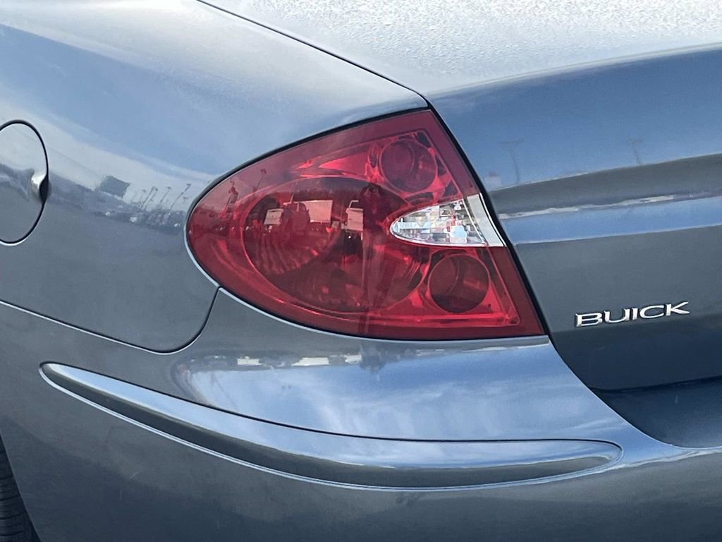 Used 2007 Buick LaCrosse CX image 5