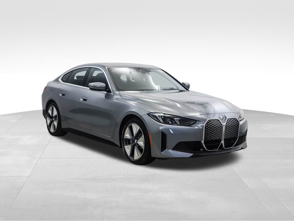 New 2026 BMW i4 xDrive40i w/ Parking Assistance Package image 7
