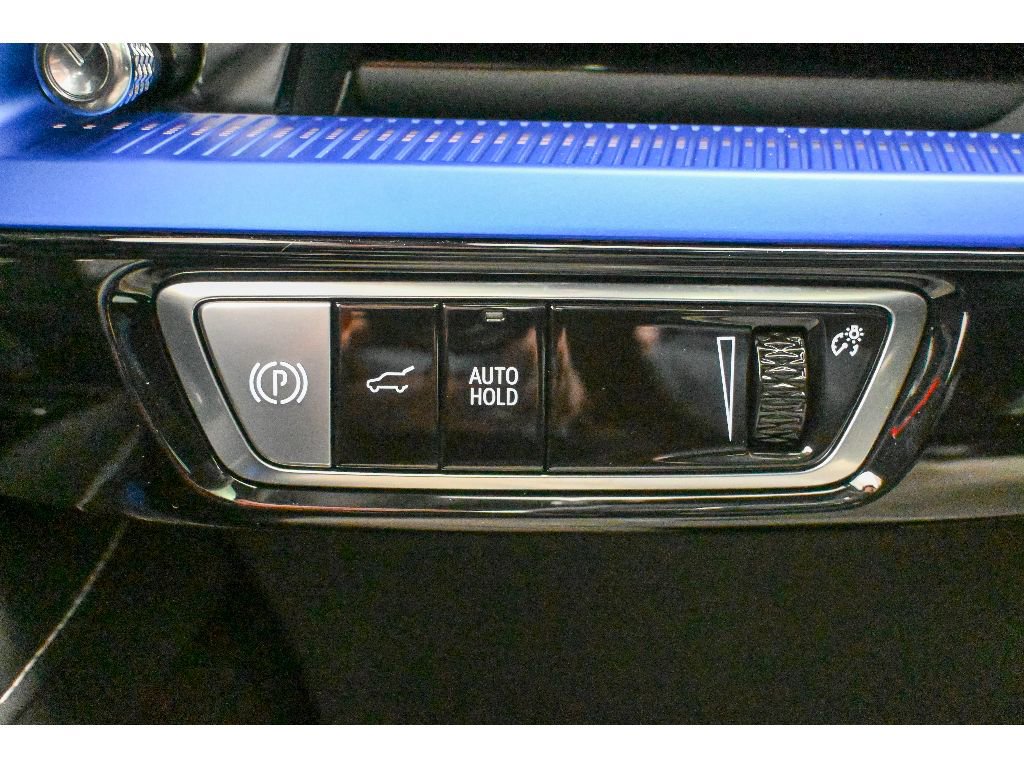 New 2026 Cadillac Optiq V w/ Carbon Fiber Package image 38