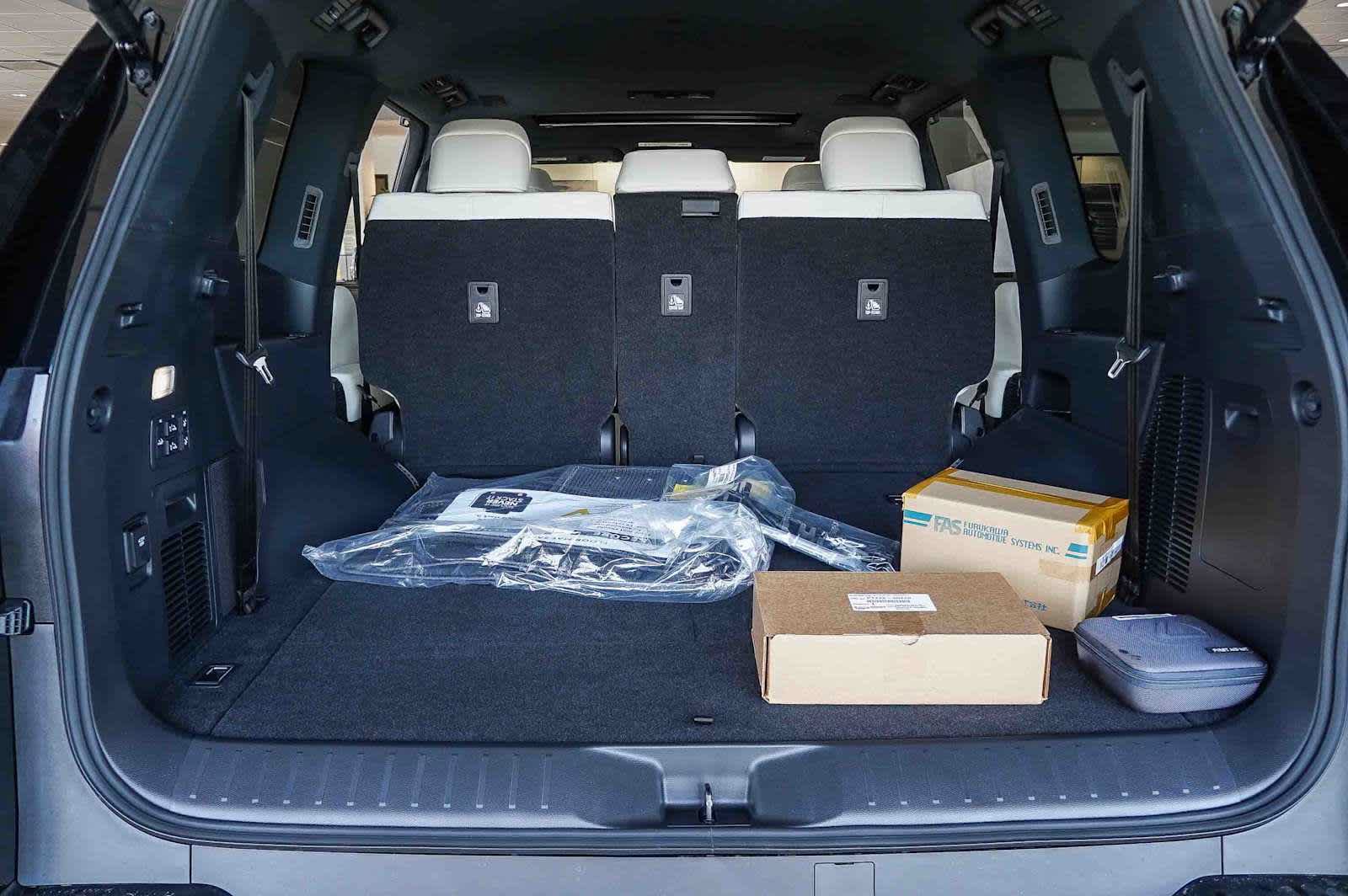 New 2026 Lexus LX 600 4WD w/ Luxury Package image 28
