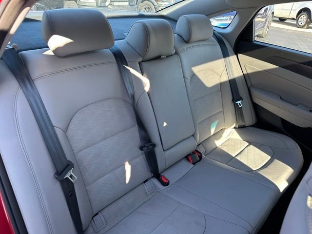 Used 2017 Hyundai Sonata Sport w/ Value Edition Package 02 image 24