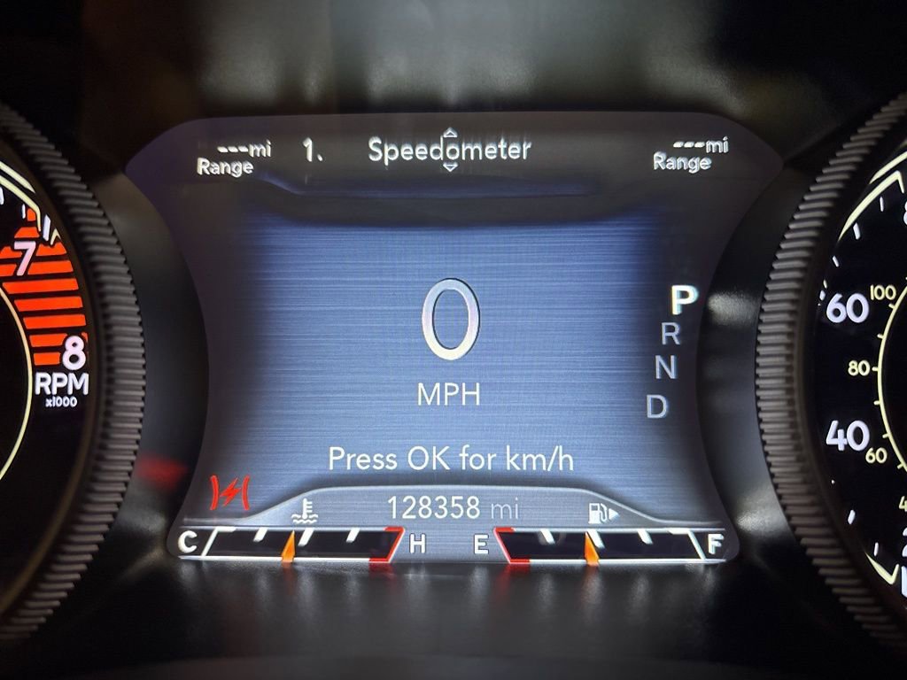 Used 2019 Jeep Cherokee Limited AWD/4WD image 15