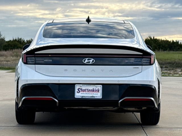 Used 2025 Hyundai Sonata Limited image 7