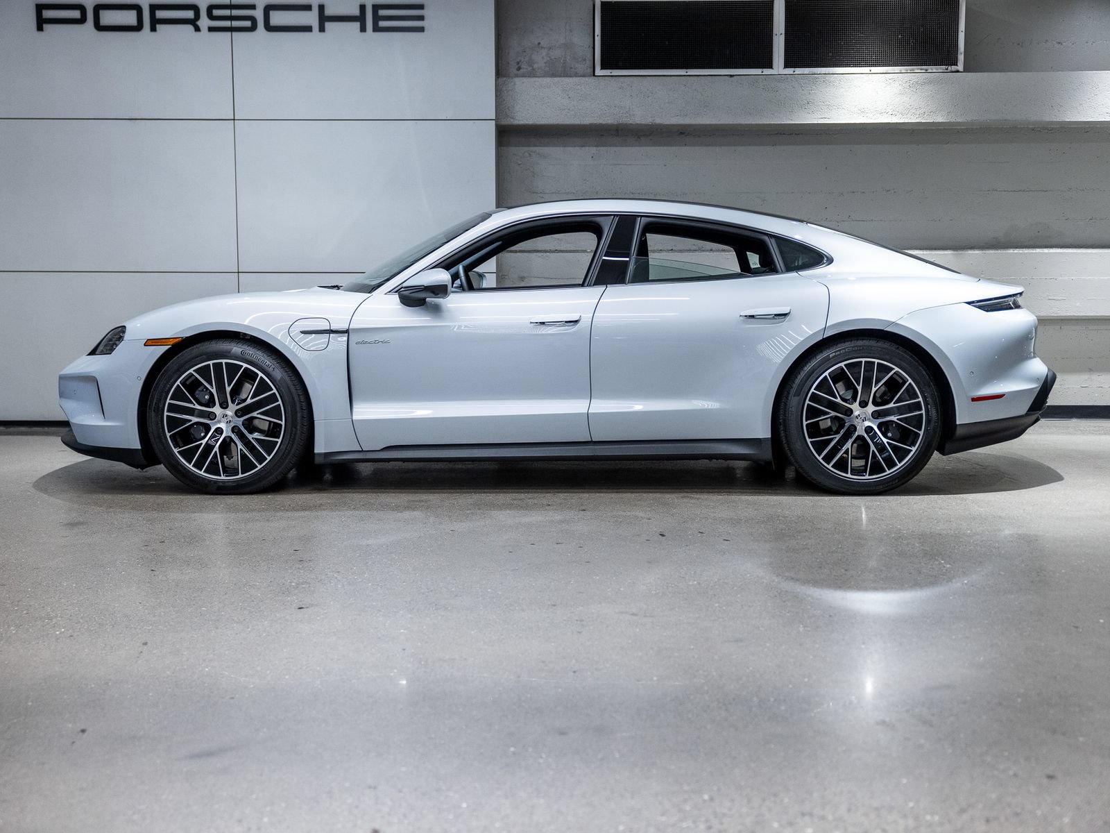 New 2026 Porsche Taycan AWD/4WD image 2