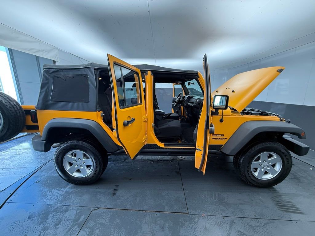 Used 2013 Jeep Wrangler Unlimited Sport image 19