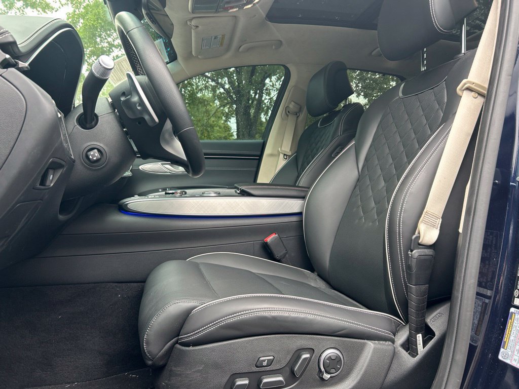 Certified 2025 Genesis Electrified GV70 w/ Prestige Package AWD/4WD image 7
