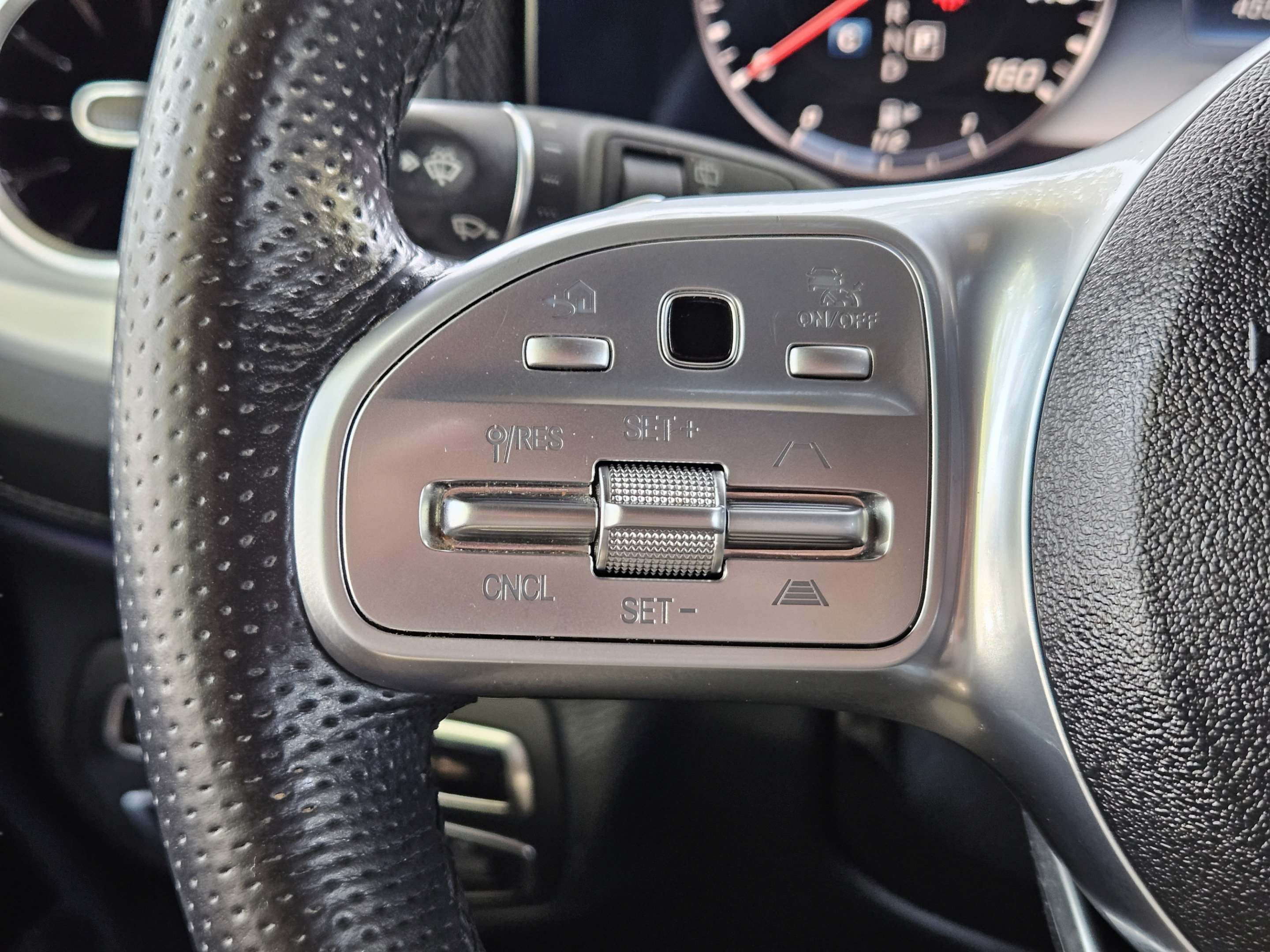 Certified 2020 Mercedes-Benz G 550 image 20