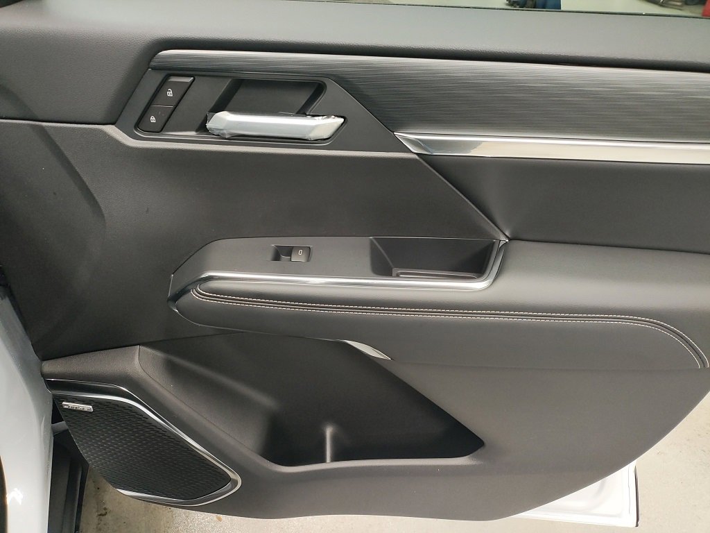 New 2026 GMC Acadia Elevation w/ Black Edition image 9