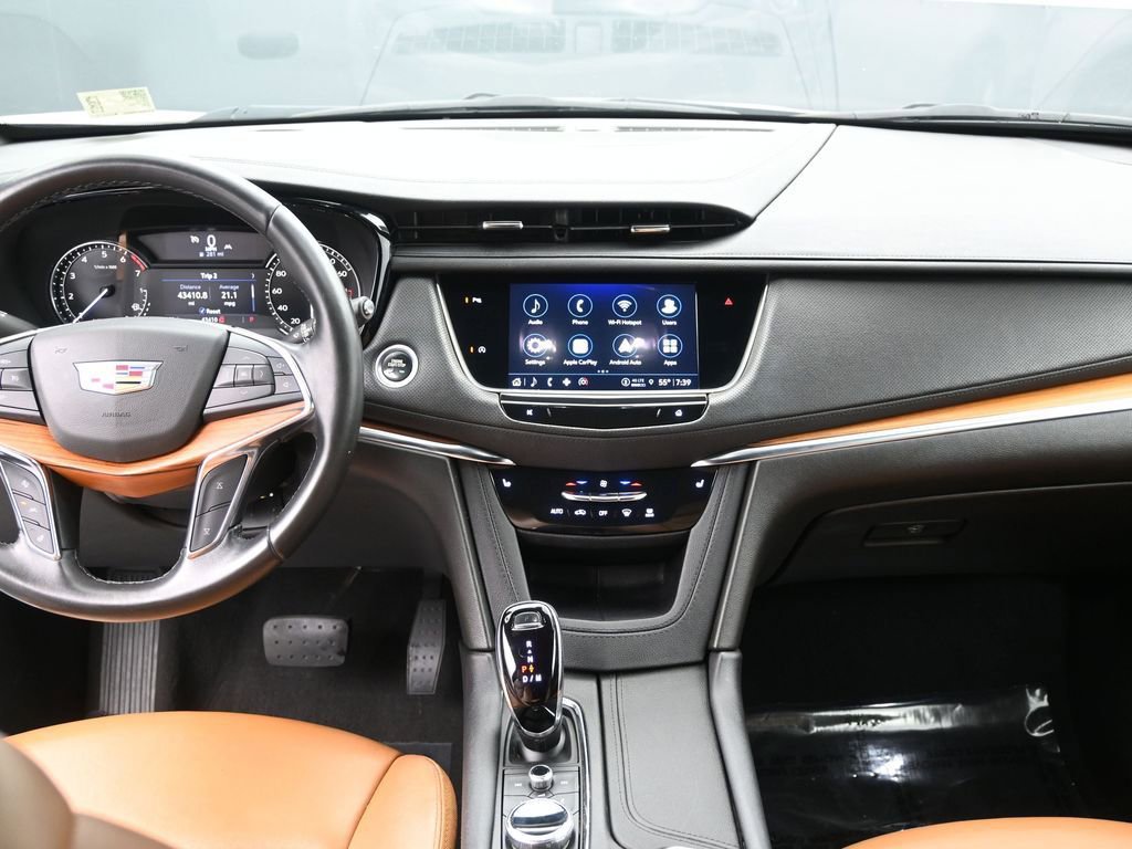 Used 2022 Cadillac XT5 Premium Luxury image 16
