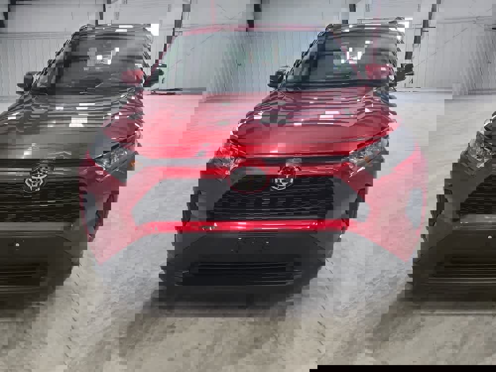 Used 2020 Toyota RAV4 LE image 8