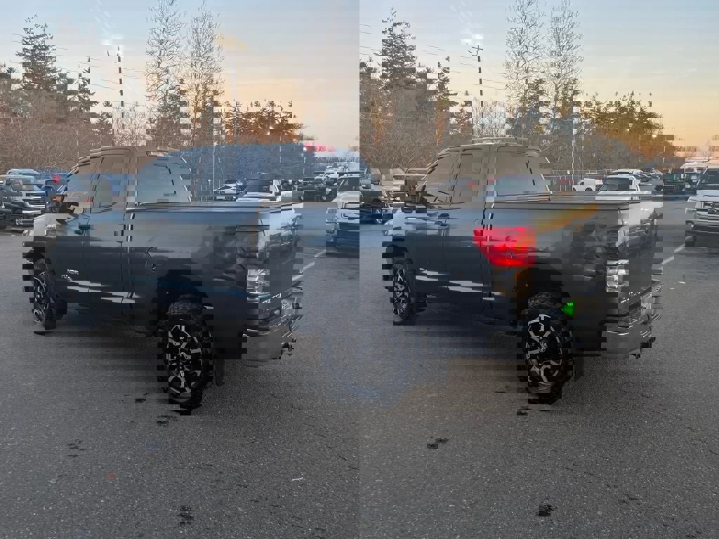 Used 2009 Toyota Tundra SR5 image 3