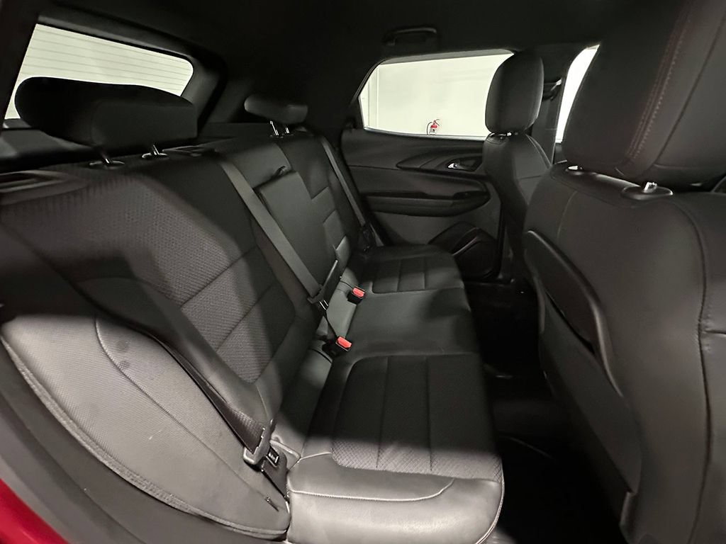 Used 2021 Chevrolet TrailBlazer RS w/ Convenience Package AWD/4WD image 23