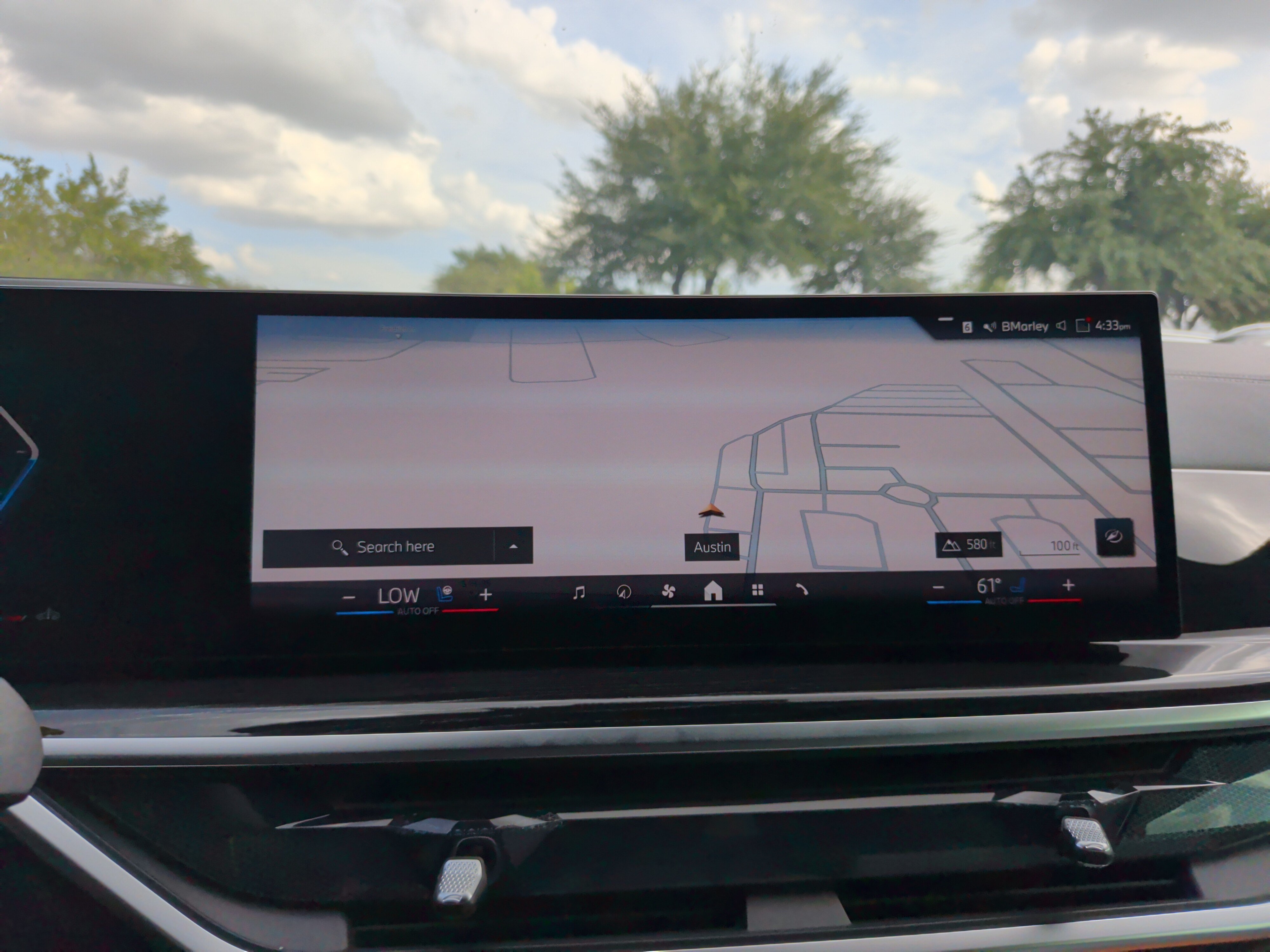 Certified 2026 BMW X6 xDrive40i AWD/4WD image 17