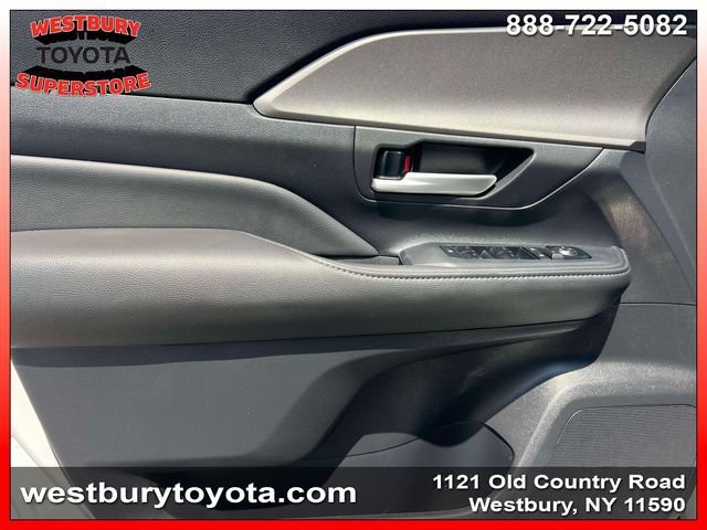 Used 2026 Toyota Grand Highlander AWD Hybrid image 22