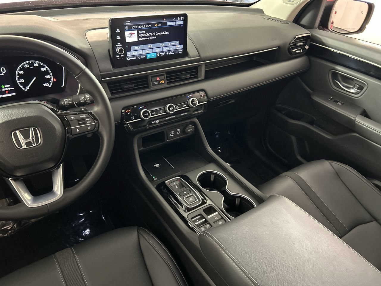 Used 2024 Honda Pilot Touring image 23