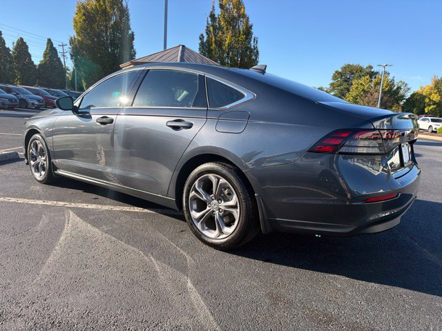 Used 2024 Honda Accord EX image 9