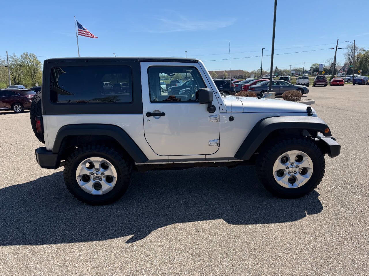Used 2012 Jeep Wrangler Sport AWD/4WD image 6