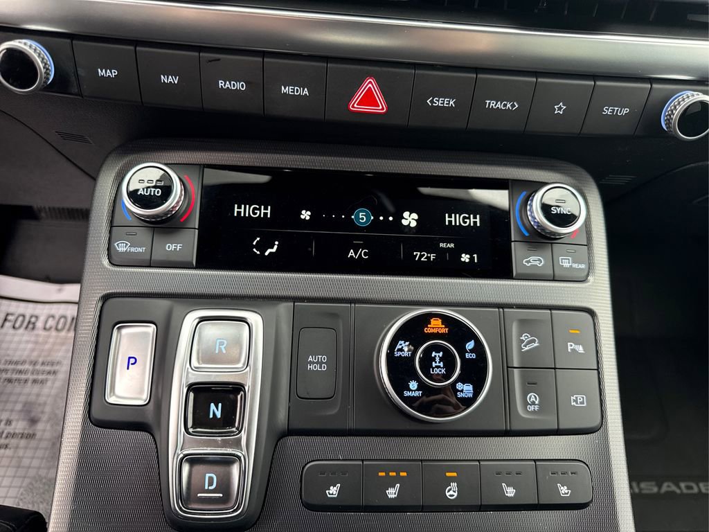 Used 2024 Hyundai Palisade Calligraphy image 31