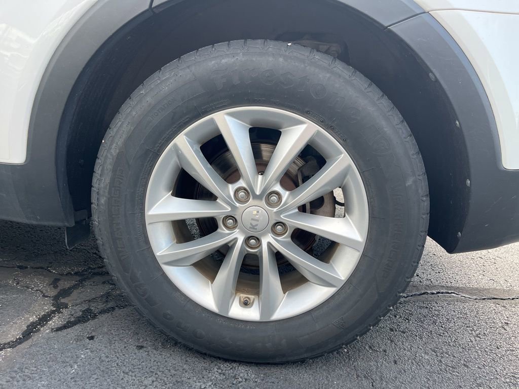 Used 2017 Kia Sorento LX w/ LX Convenience Package AWD/4WD image 10