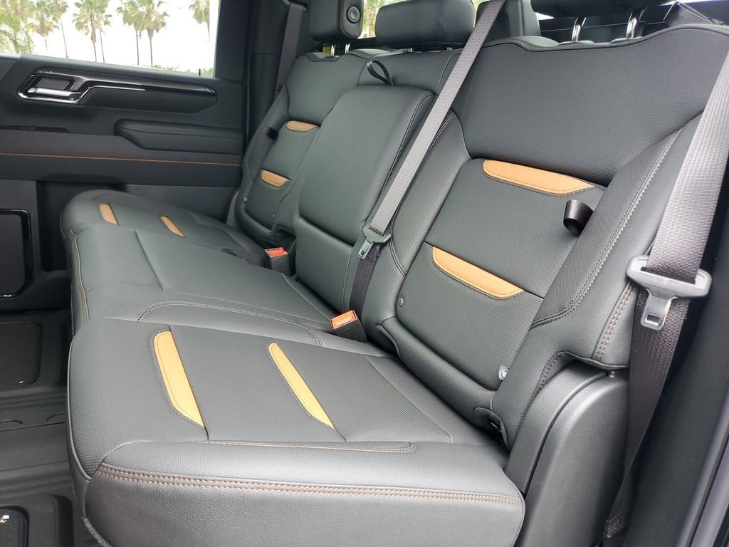 New 2026 GMC Sierra 2500 AT4 w/ AT4 Premium Plus Package AWD/4WD image 14