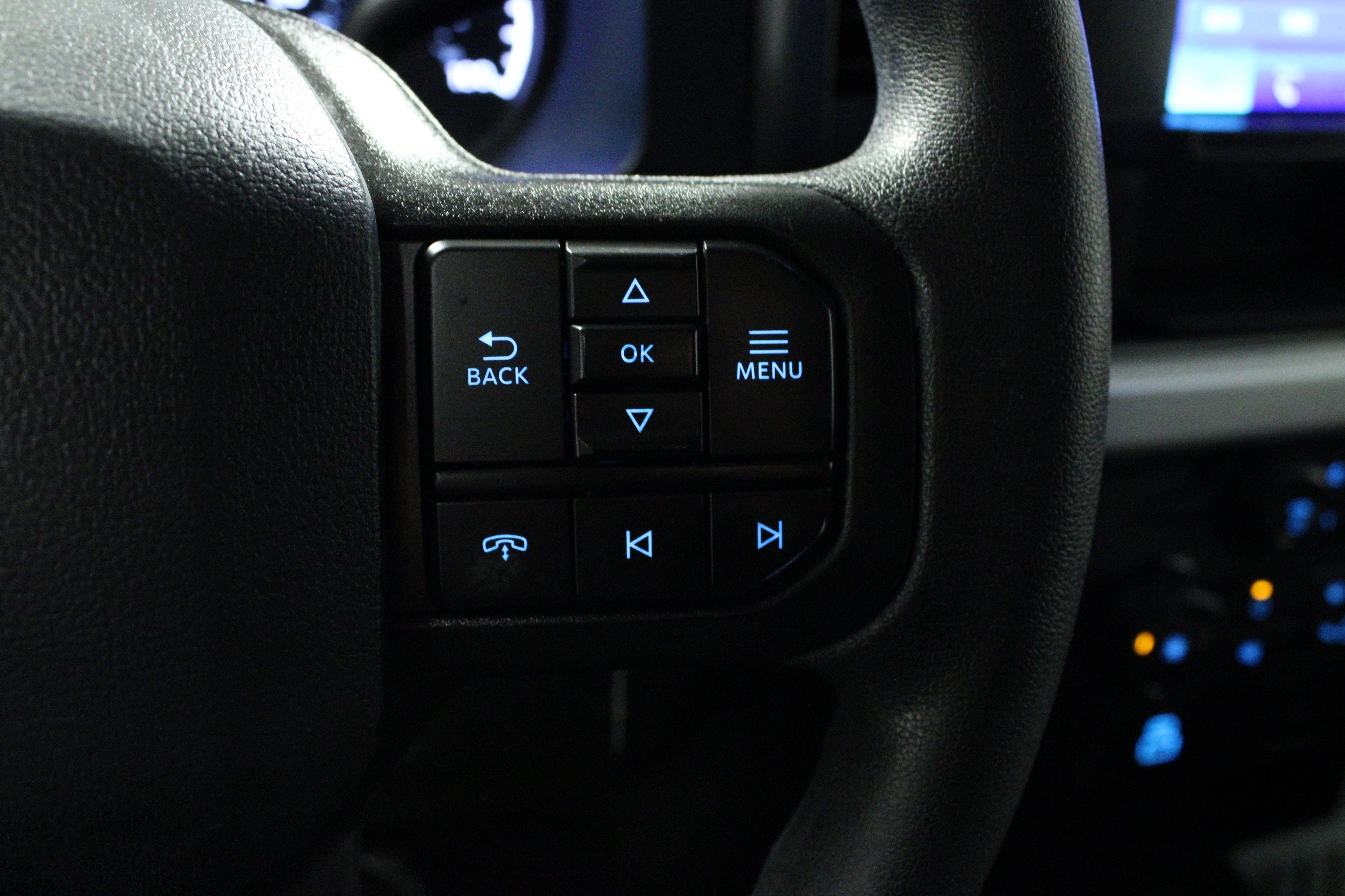 Used 2024 Ford F350 XL w/ 360-Degree Camera Package RWD image 21