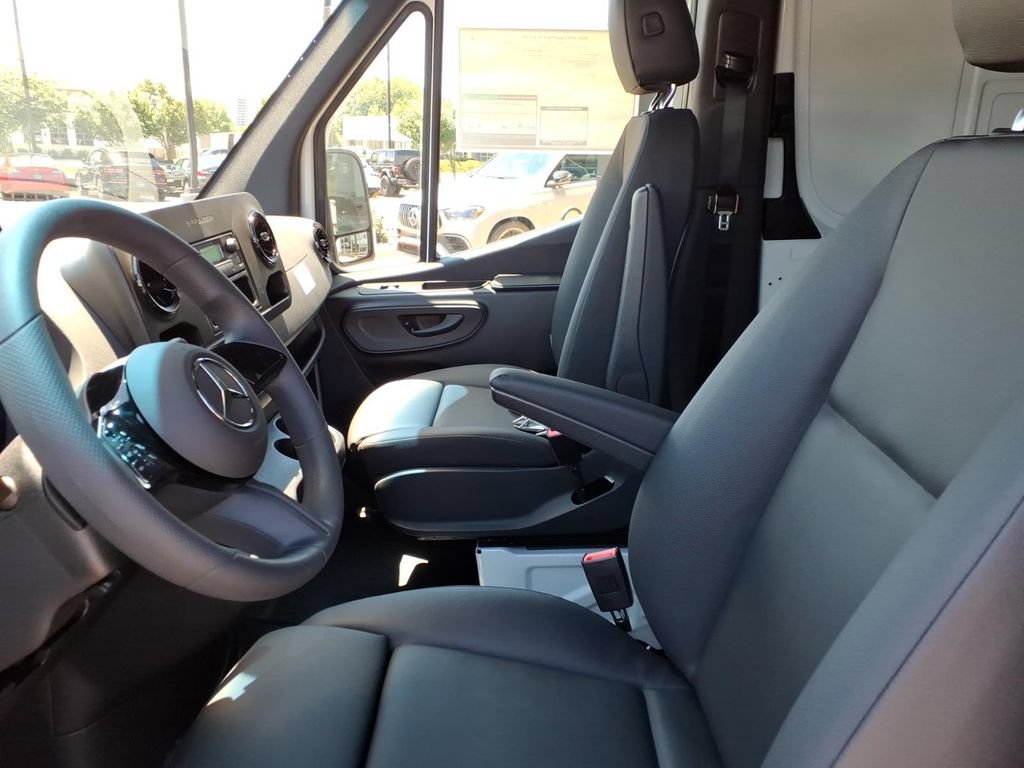 New 2026 Mercedes-Benz Sprinter 2500 image 14