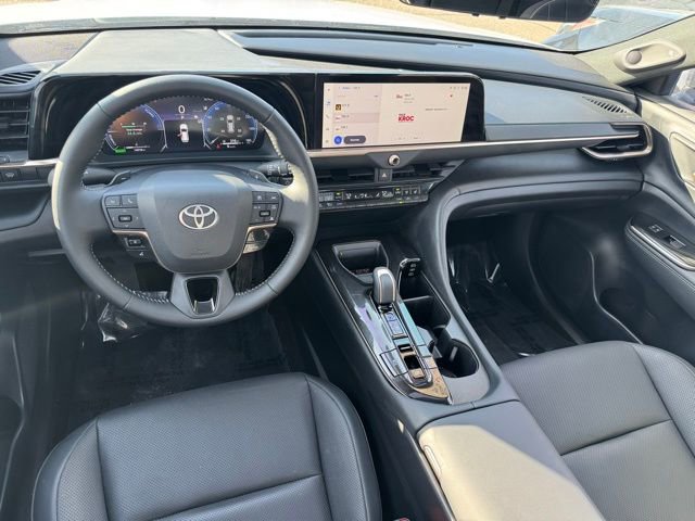 Used 2025 Toyota Crown Signia image 10