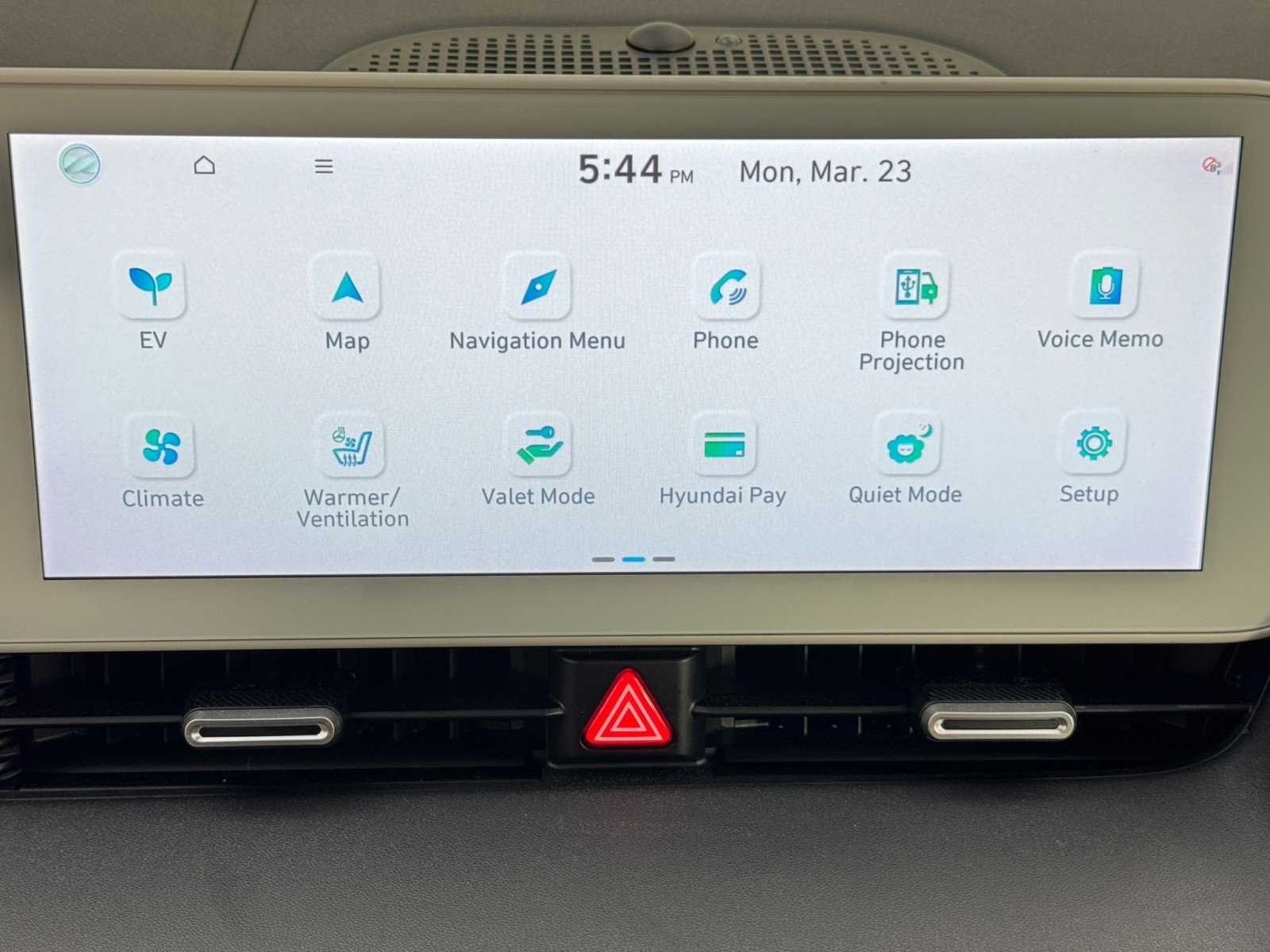 Used 2022 Hyundai Ioniq 5 Limited image 24