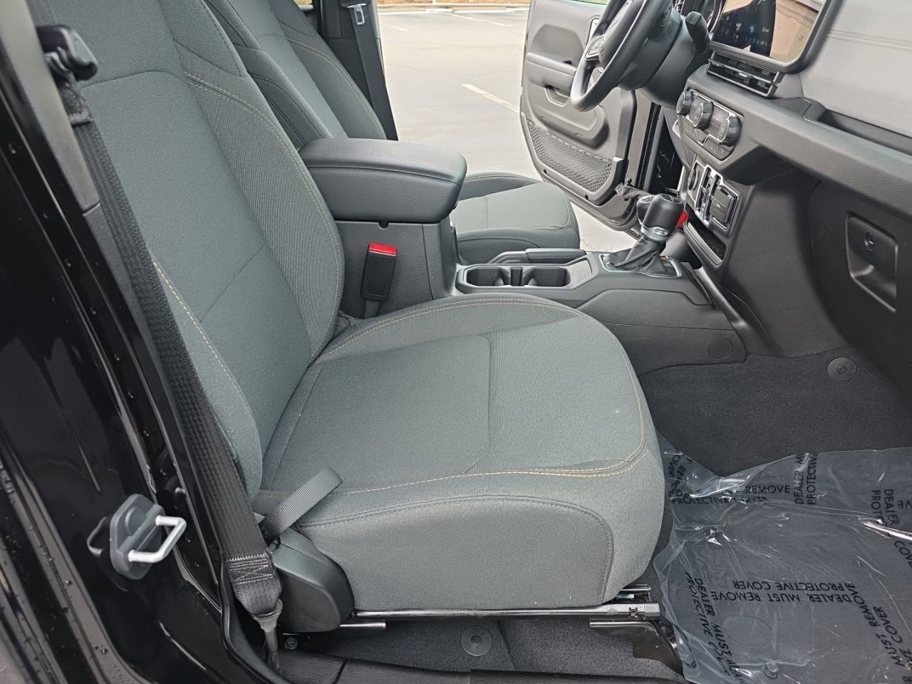 Used 2025 Jeep Gladiator Sport image 24