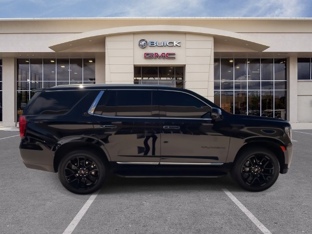 Used 2023 GMC Yukon SLT w/ SLT Premium Package RWD image 16