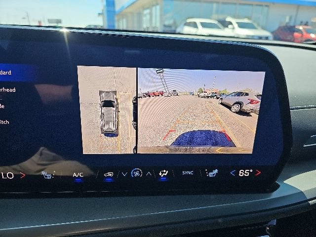 Certified 2026 Chevrolet Traverse LT w/ Midnight/Sport Edition AWD/4WD image 21