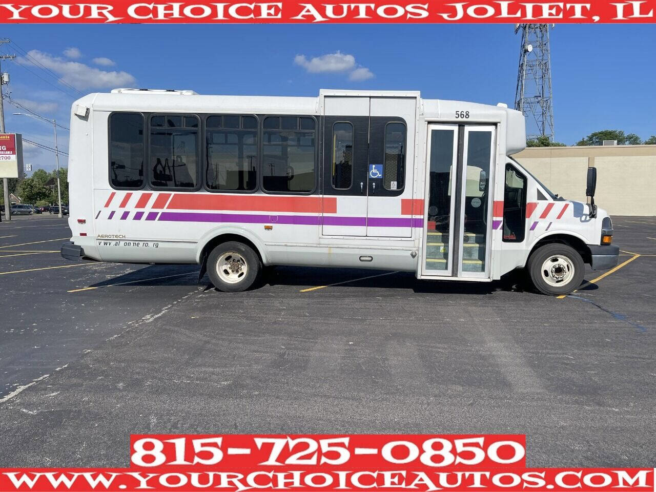 Used 2014 Chevrolet Express 4500 Extended w/ Shuttle Bus Package RWD image 11