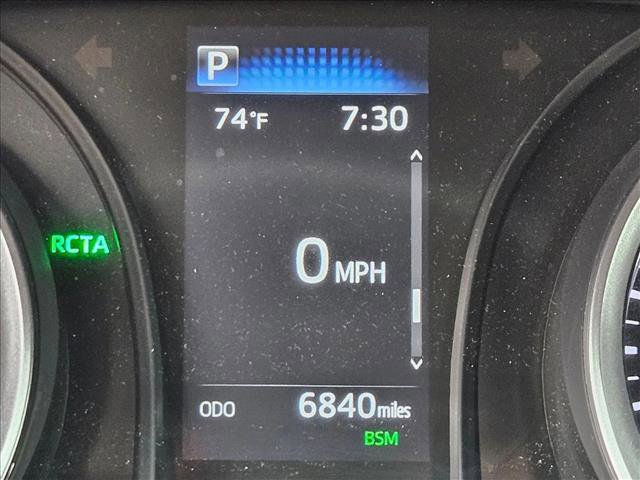 Used 2023 Toyota Camry LE w/ Convenience Package FWD image 11