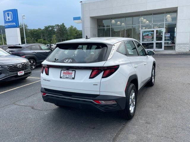 Used 2024 Hyundai Tucson SE AWD/4WD image 3