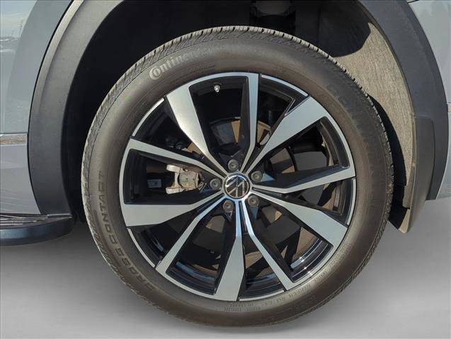 Used 2025 Volkswagen Atlas SEL Premium R-Line AWD/4WD image 6