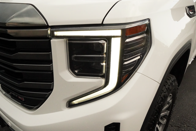 Used 2023 GMC Sierra 1500 AT4 AWD/4WD image 32