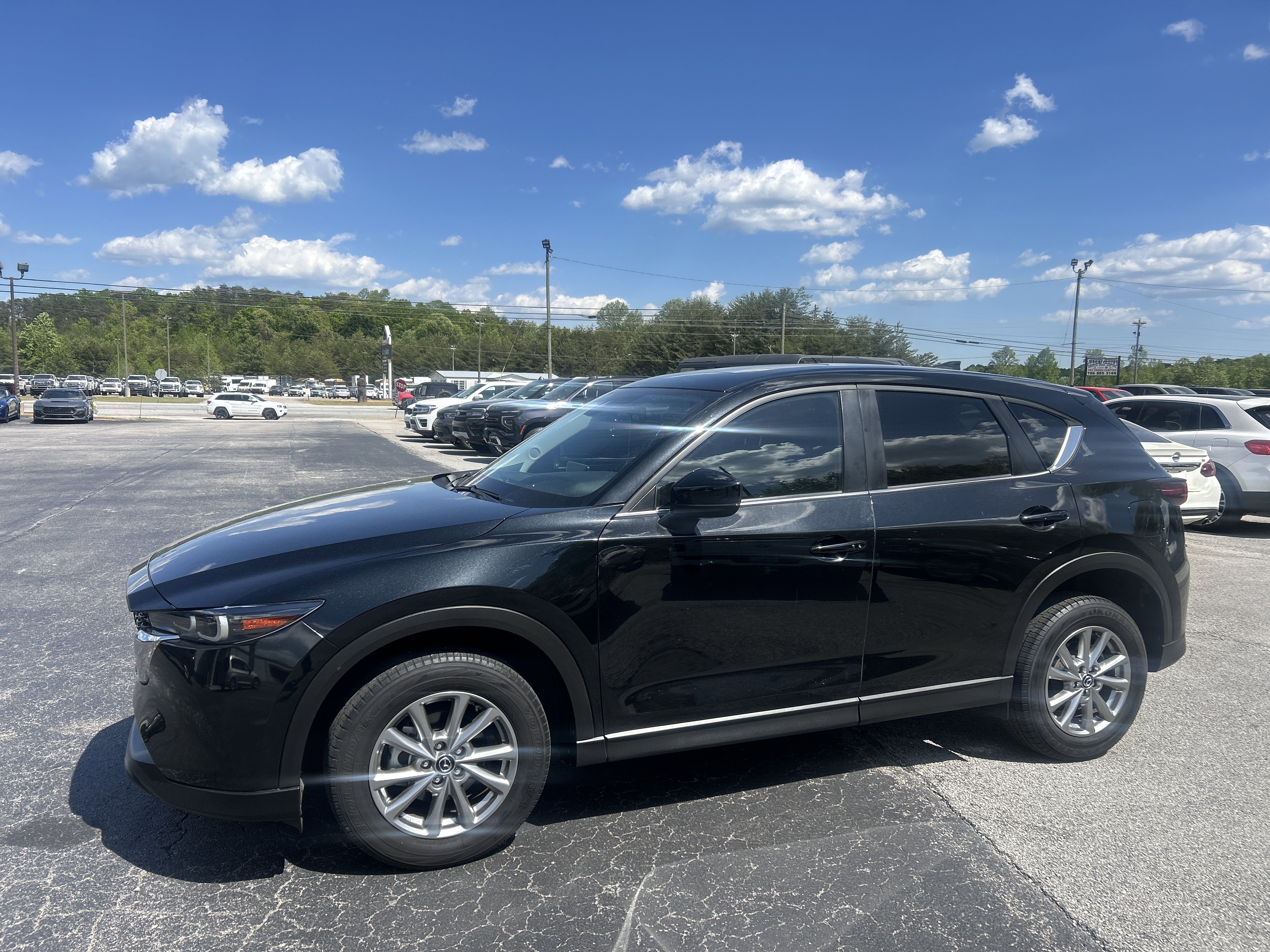 Used 2022 MAZDA CX-5 AWD 2.5 S w/ Preferred Package image 2