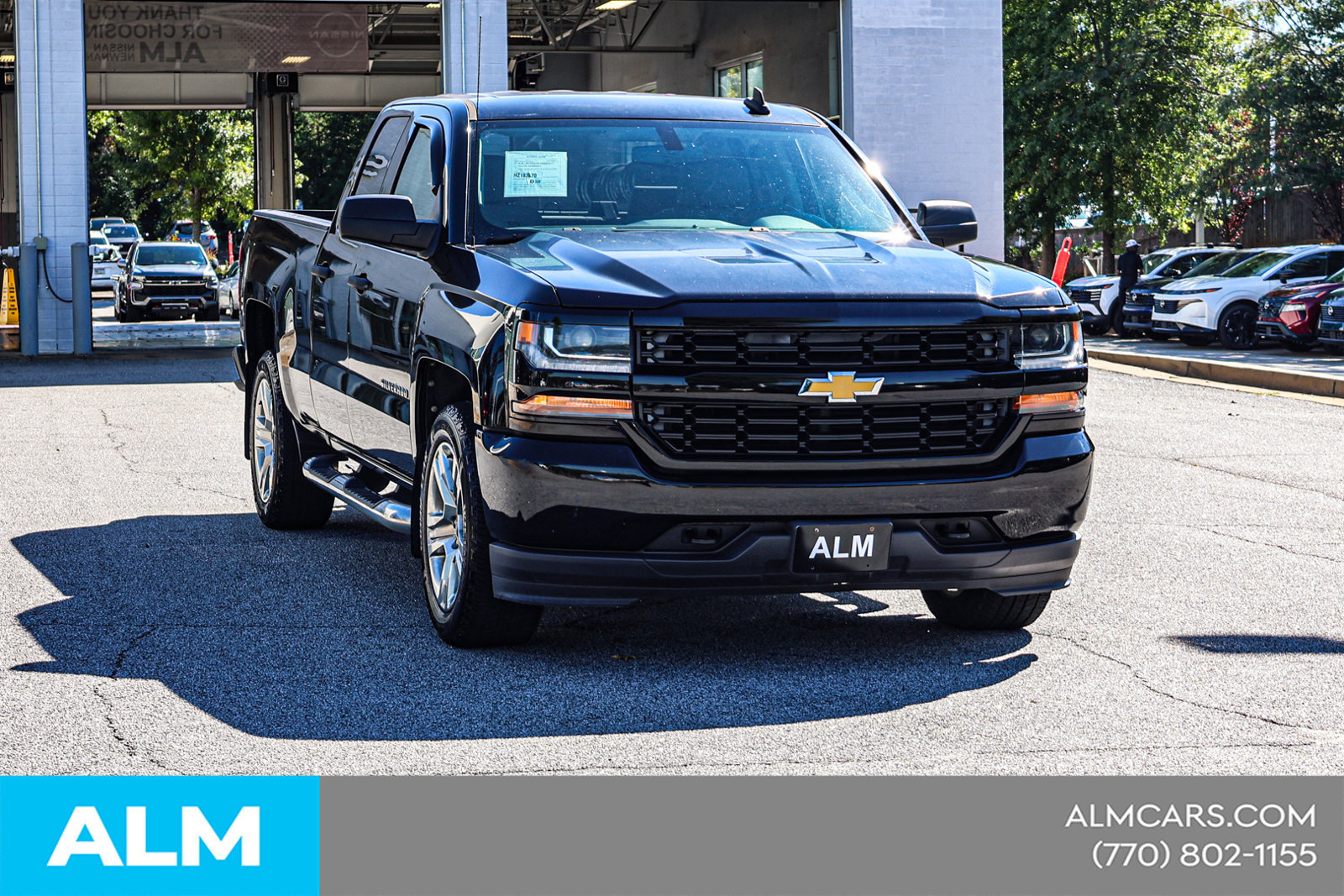 Used 2017 Chevrolet Silverado 1500 Custom w/ Custom Convenience Package RWD image 5