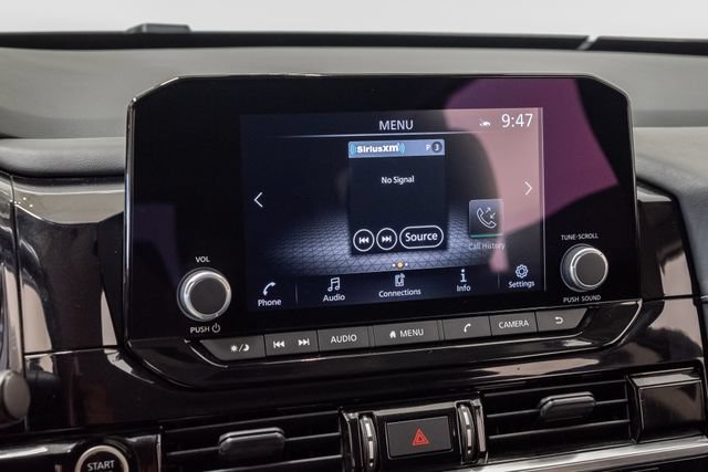 Used 2023 Nissan Pathfinder SV AWD/4WD image 17