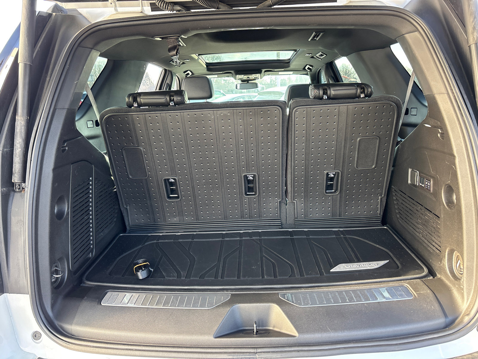 Used 2025 Chevrolet Tahoe RST w/ Comfort Package image 9