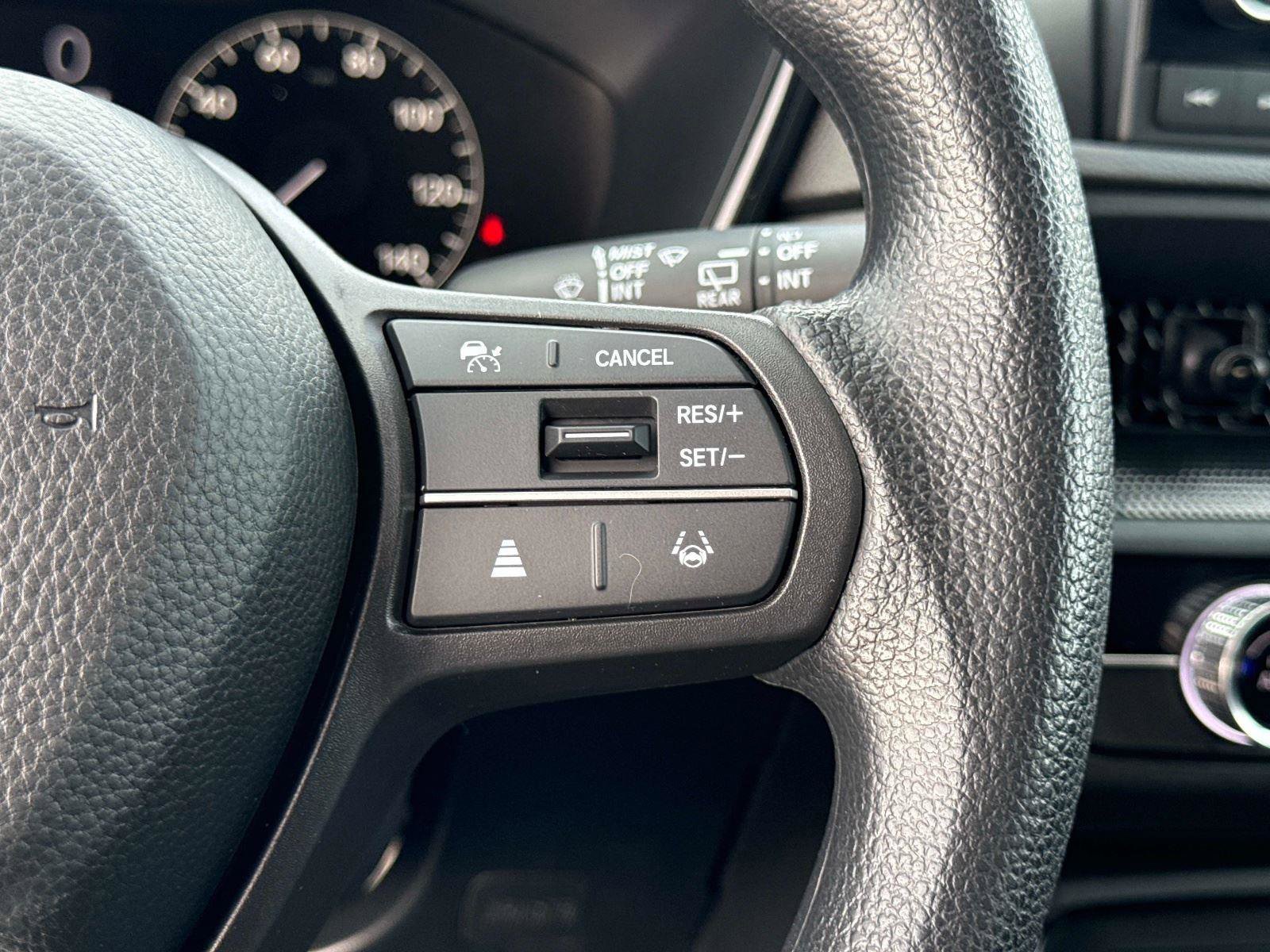 Used 2025 Honda CR-V LX image 24