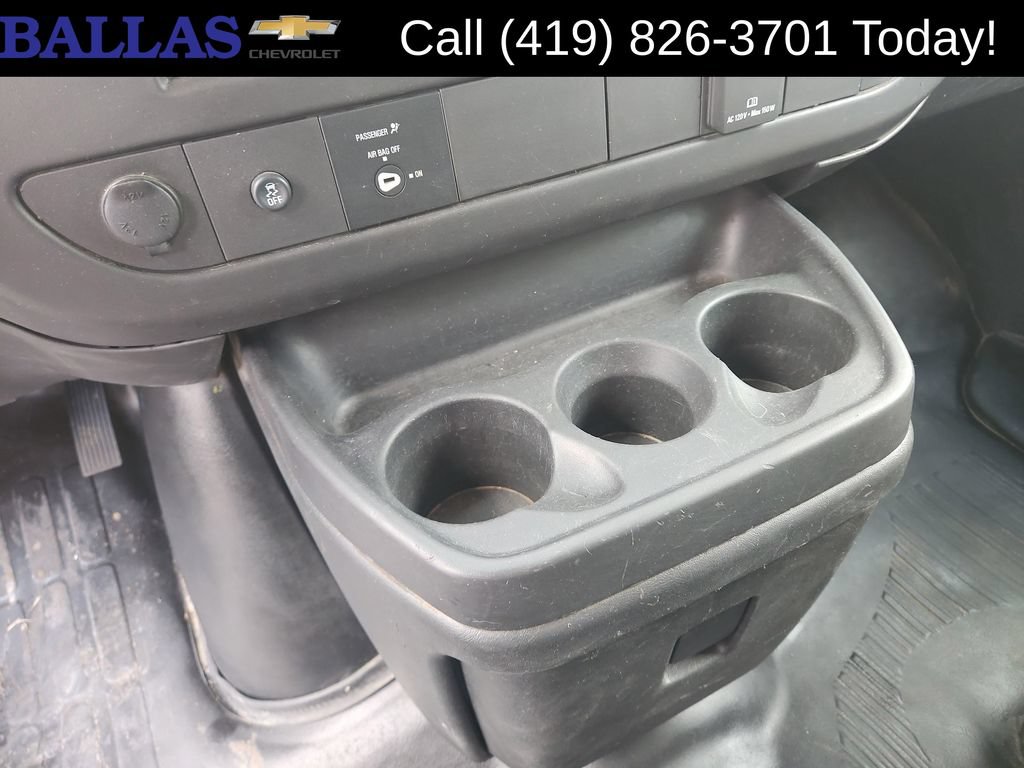Used 2015 GMC Savana 2500 RWD image 14