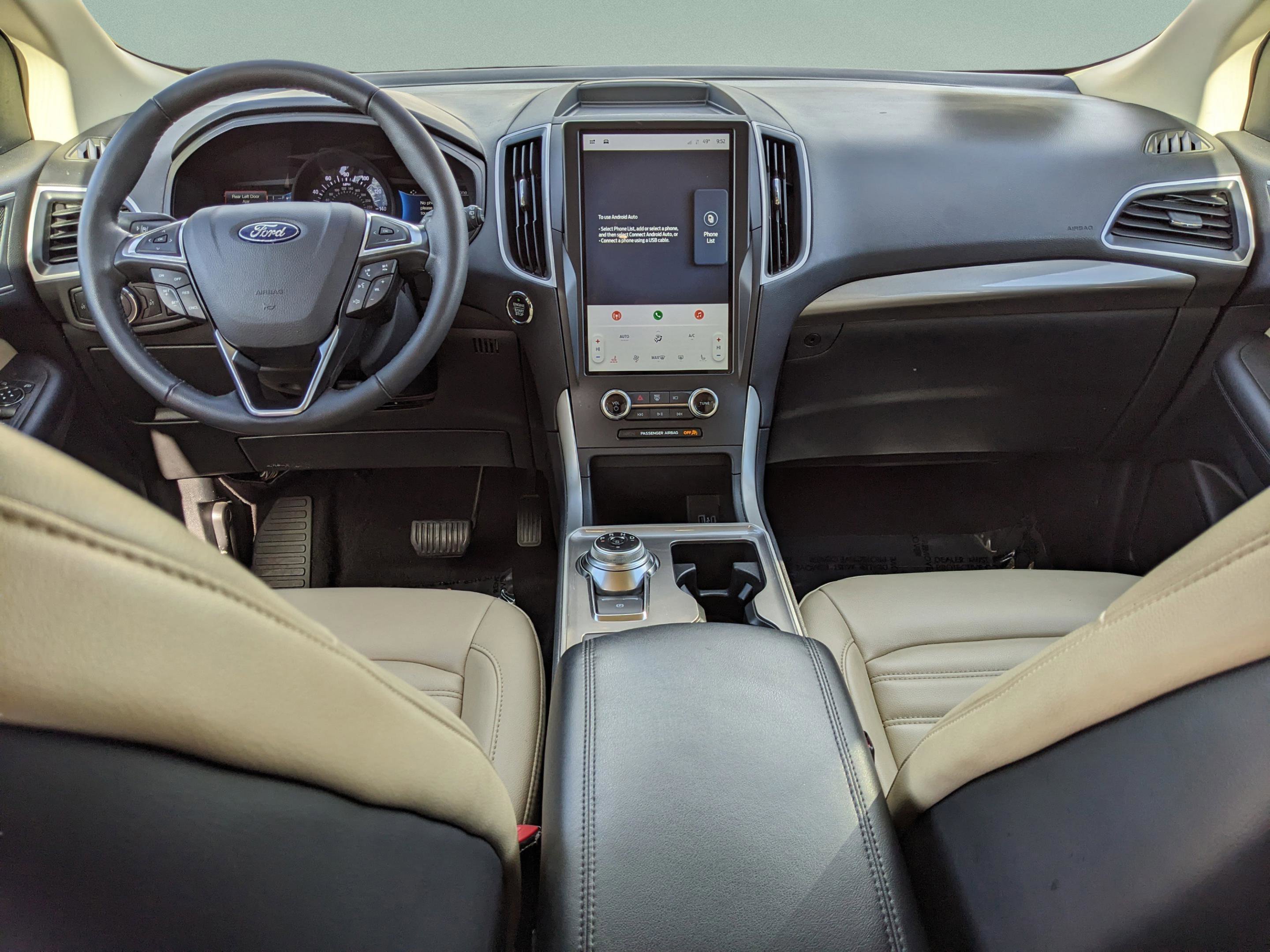 Used 2024 Ford Edge SEL image 11