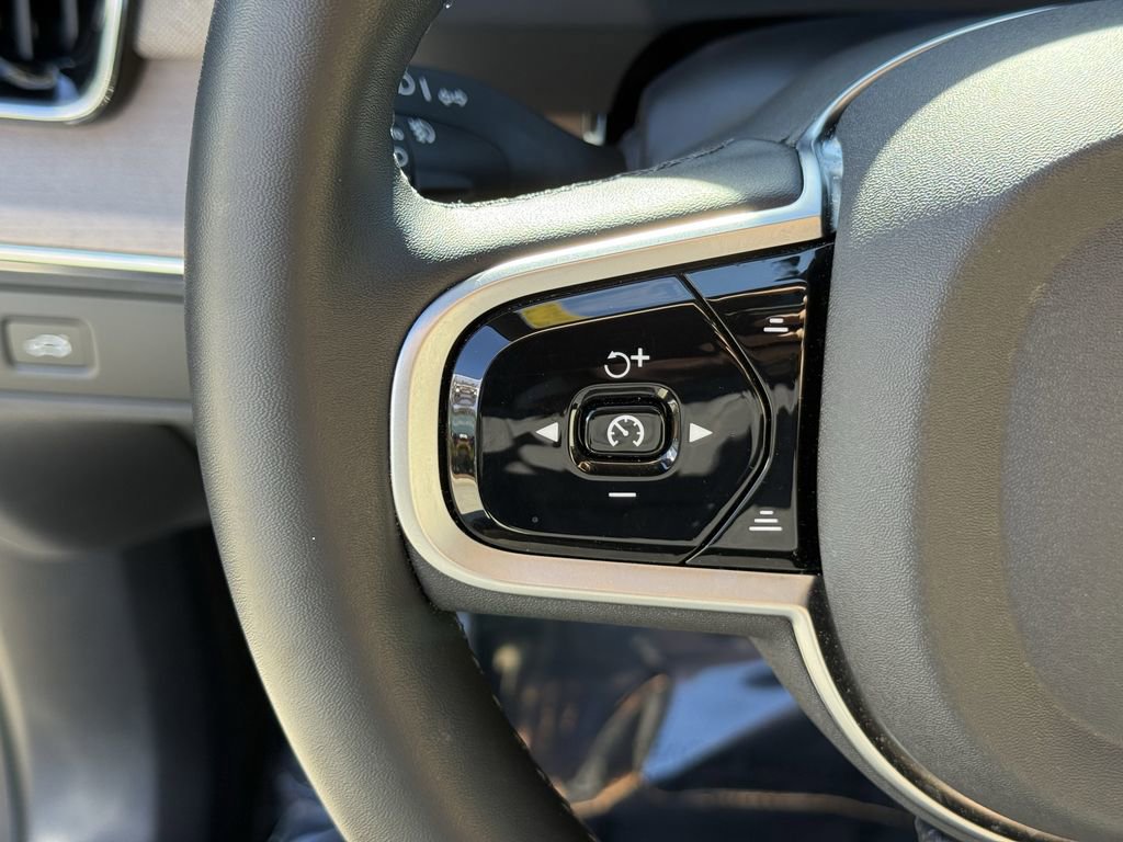 New 2026 Volvo XC90 B6 Ultra image 20