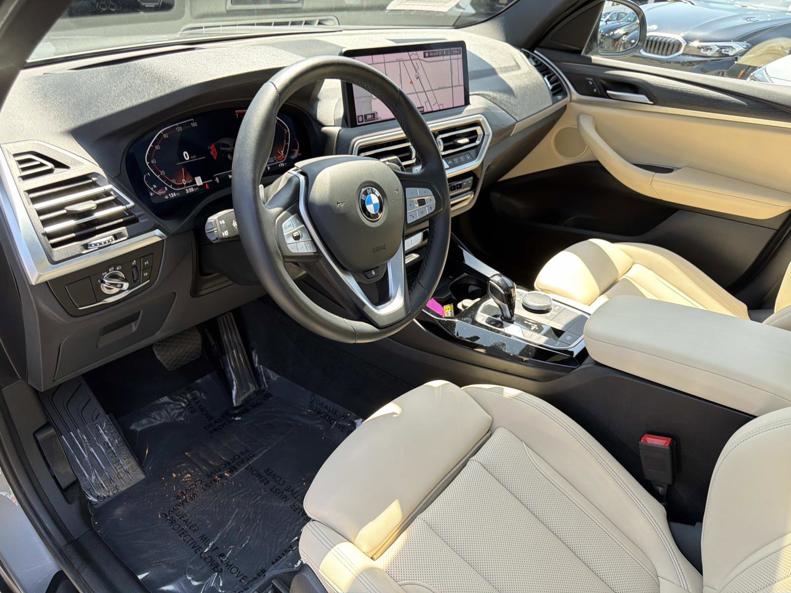 Used 2024 BMW X3 sDrive30i w/ Premium Package w/ZPA RWD image 11