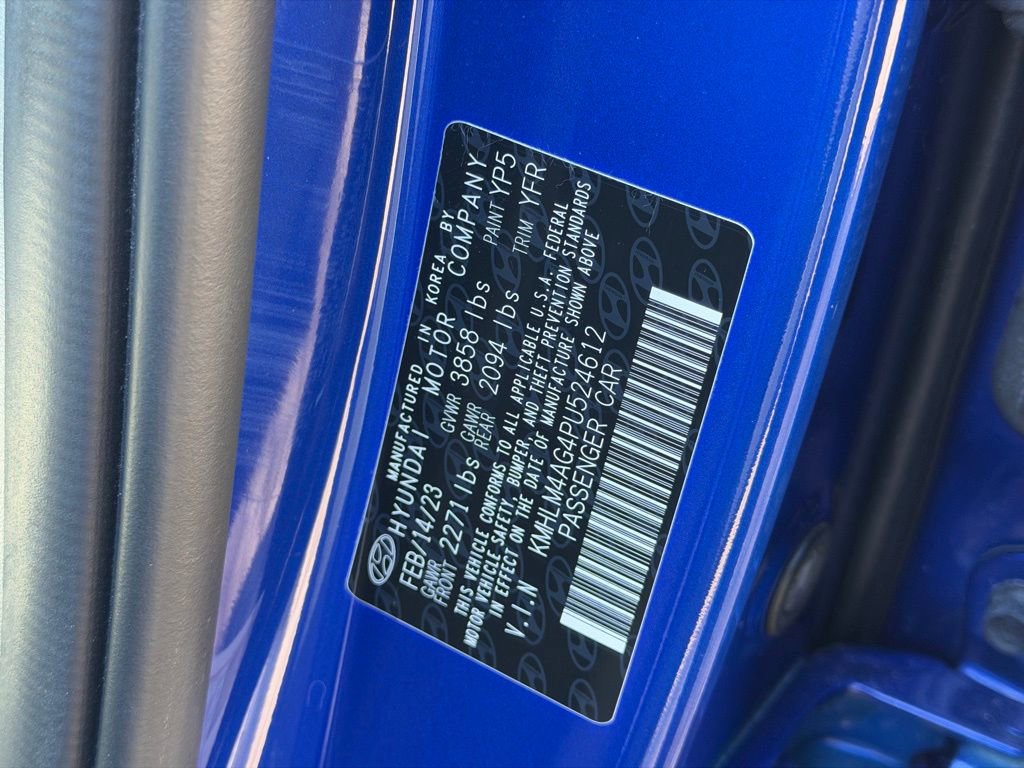 Used 2023 Hyundai Elantra SEL image 21